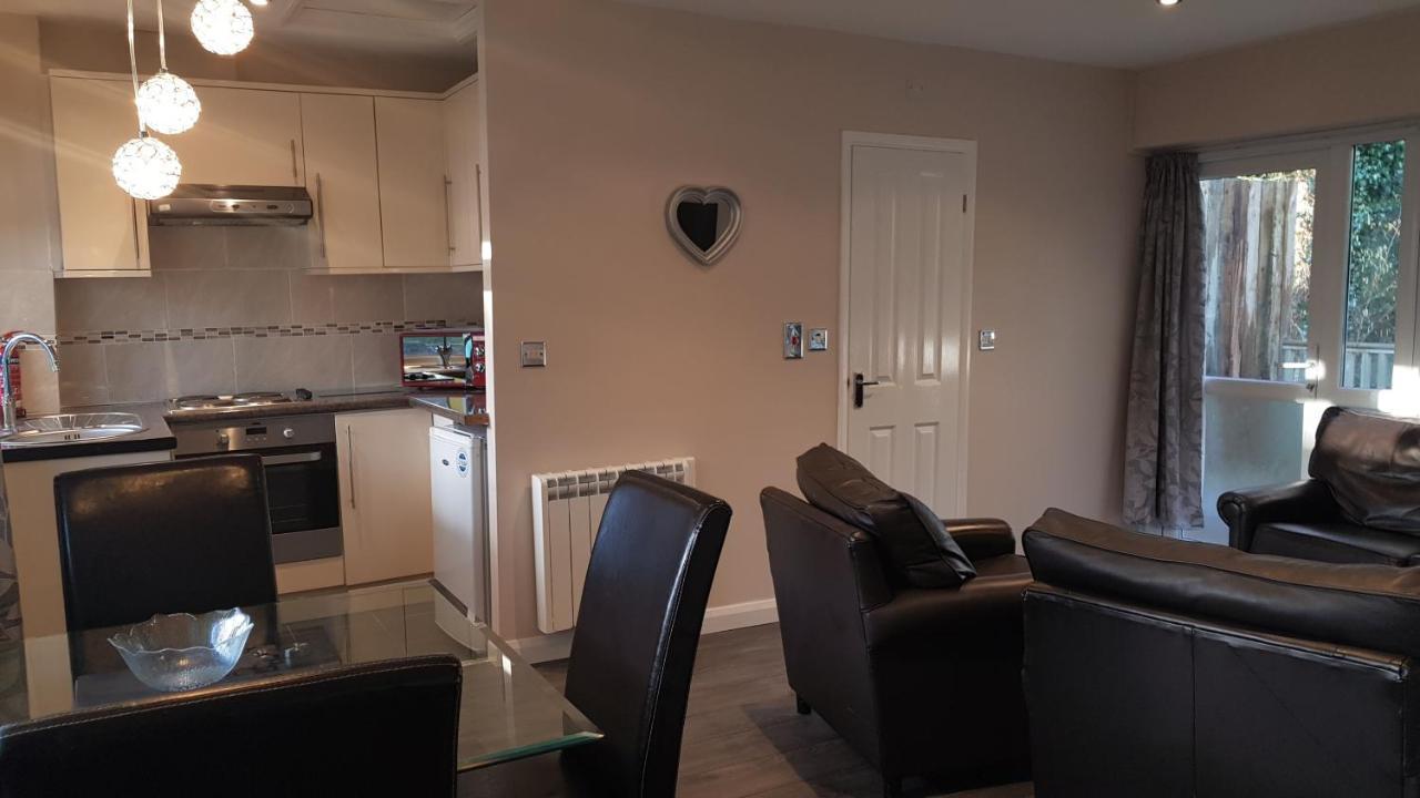Valley Grove Bungalows Saundersfoot Esterno foto
